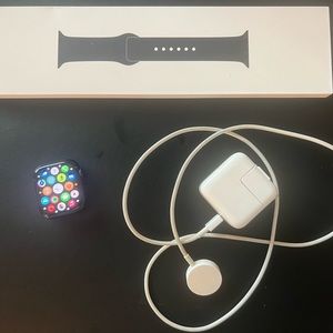 Apple Watch Series 7 45mm - Used